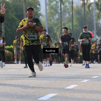 Runner Photo 7009031