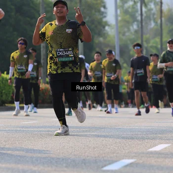 Runner Photo 7009033