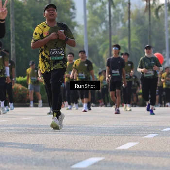 Runner Photo 7009037