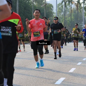 Runner Photo 7009051