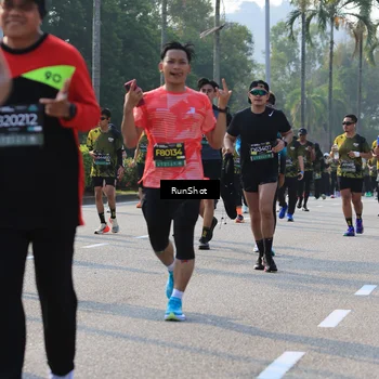 Runner Photo 7009077