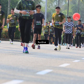 Runner Photo 7009078