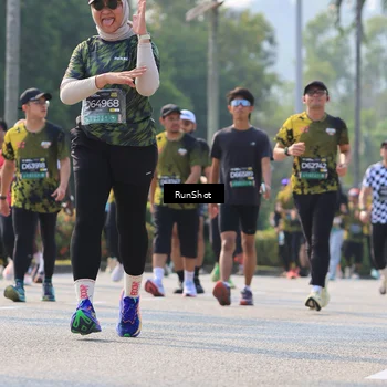 Runner Photo 7009084