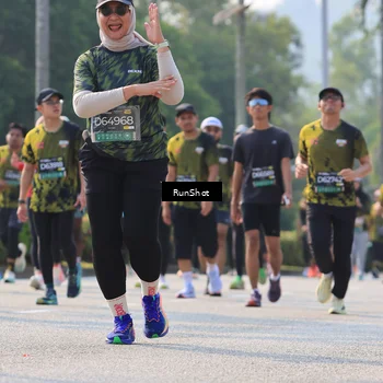 Runner Photo 7009099