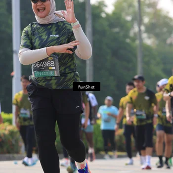 Runner Photo 7009101