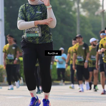 Runner Photo 7009105