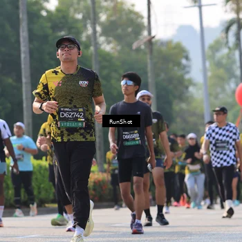 Runner Photo 7009109