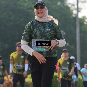 Runner Photo 7009110