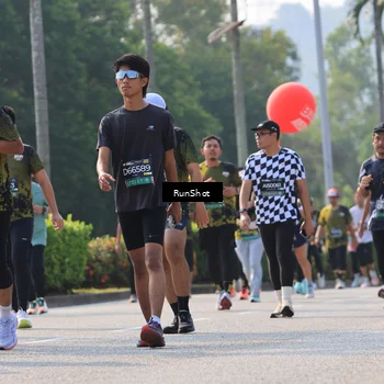 Runner Photo 7009125