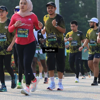 Runner Photo 7009133