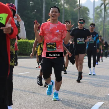 Runner Photo 7009141