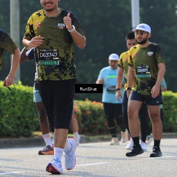 Runner Photo 7009143