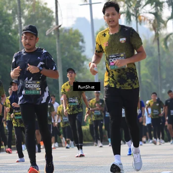 Runner Photo 7009158