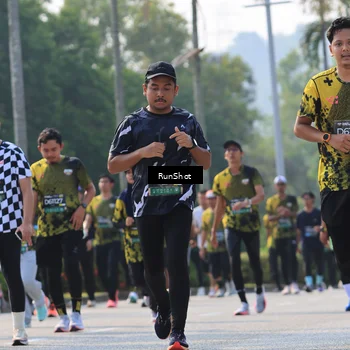 Runner Photo 7009162