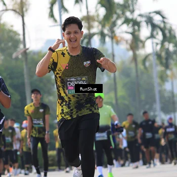 Runner Photo 7009165