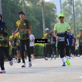 Runner Photo 7009180