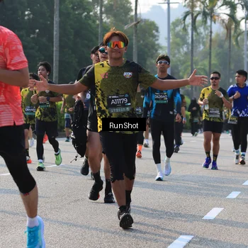 Runner Photo 7009190