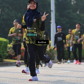 Runner Photo 7009202