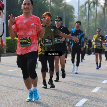 Runner Photo 7009204