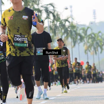 Runner Photo 7009275