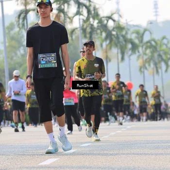 Runner Photo 7009281