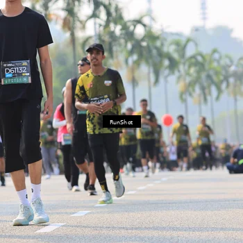 Runner Photo 7009287