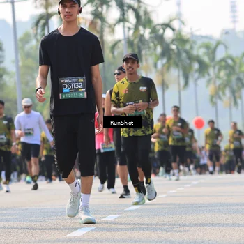 Runner Photo 7009288