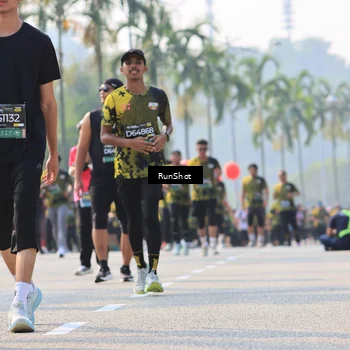 Runner Photo 7009291