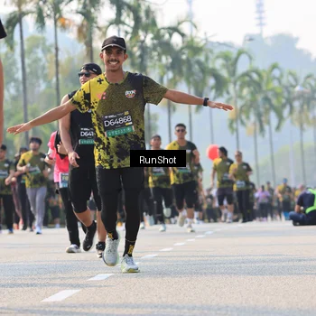 Runner Photo 7009293