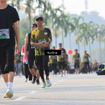 Runner Photo 7009311