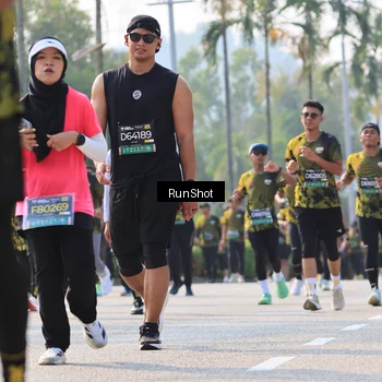 Runner Photo 7009324