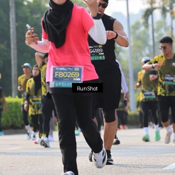 Runner Photo 7009335