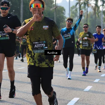 Runner Photo 7009342