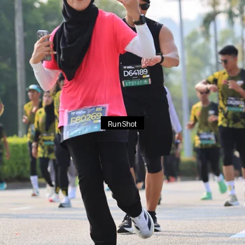 Runner Photo 7009343