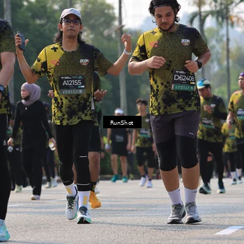 Runner Photo 7009453