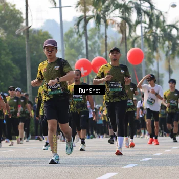 Runner Photo 7009495