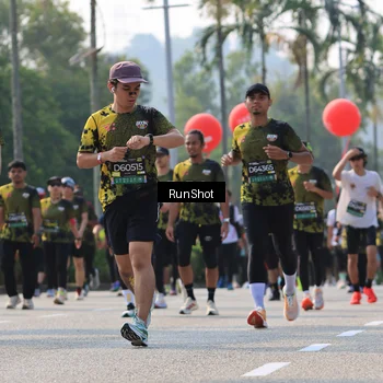 Runner Photo 7009499