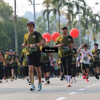 Runner Photo 7009501