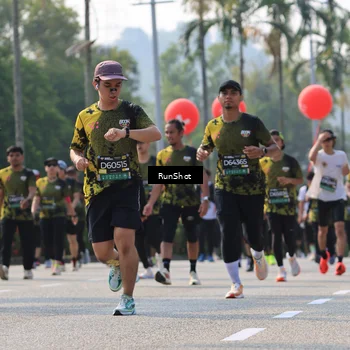 Runner Photo 7009502