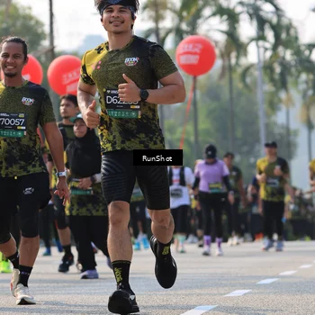 Runner Photo 7009541