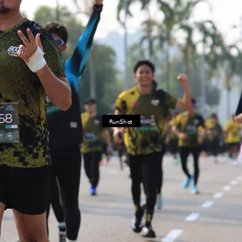 Runner Photo 7009660