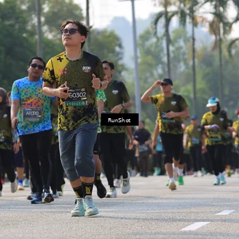 Runner Photo 7009709