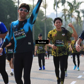 Runner Photo 7009716