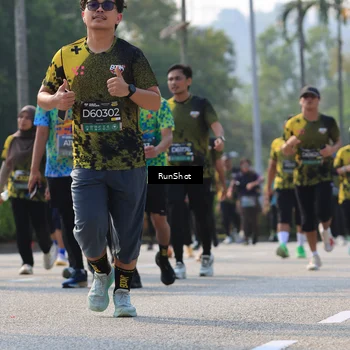 Runner Photo 7009717