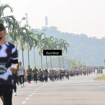 Runner Photo 7009731
