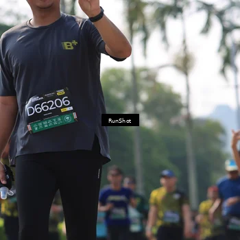Runner Photo 7009797