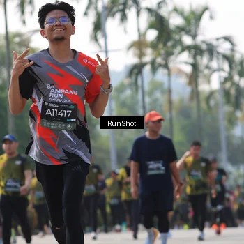 Runner Photo 7009810