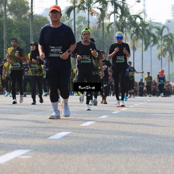 Runner Photo 7009813