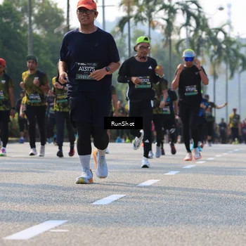 Runner Photo 7009819