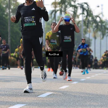 Runner Photo 7009835